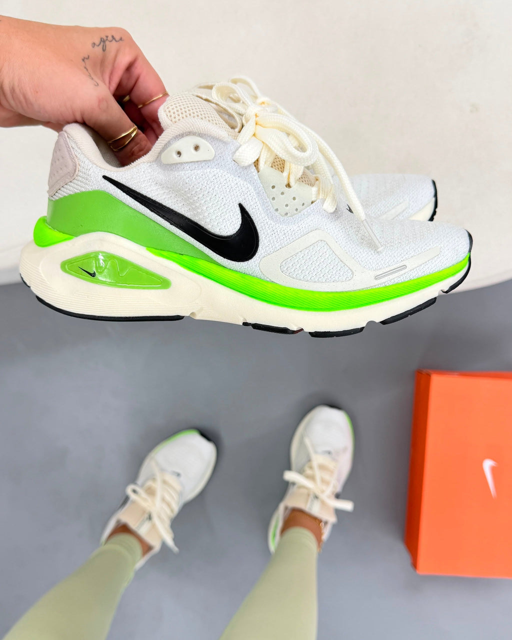Tênis Feminino Nike Run Structure Premium