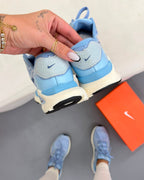 Tênis Feminino Nike Run Structure Premium