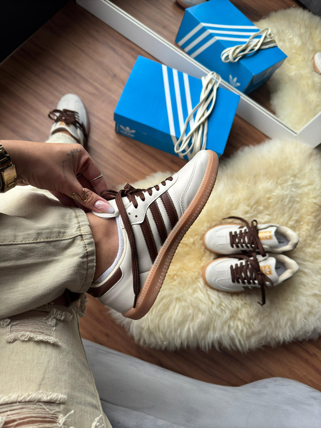 Tênis Feminino Adidas Samba Premium (EM COURO)