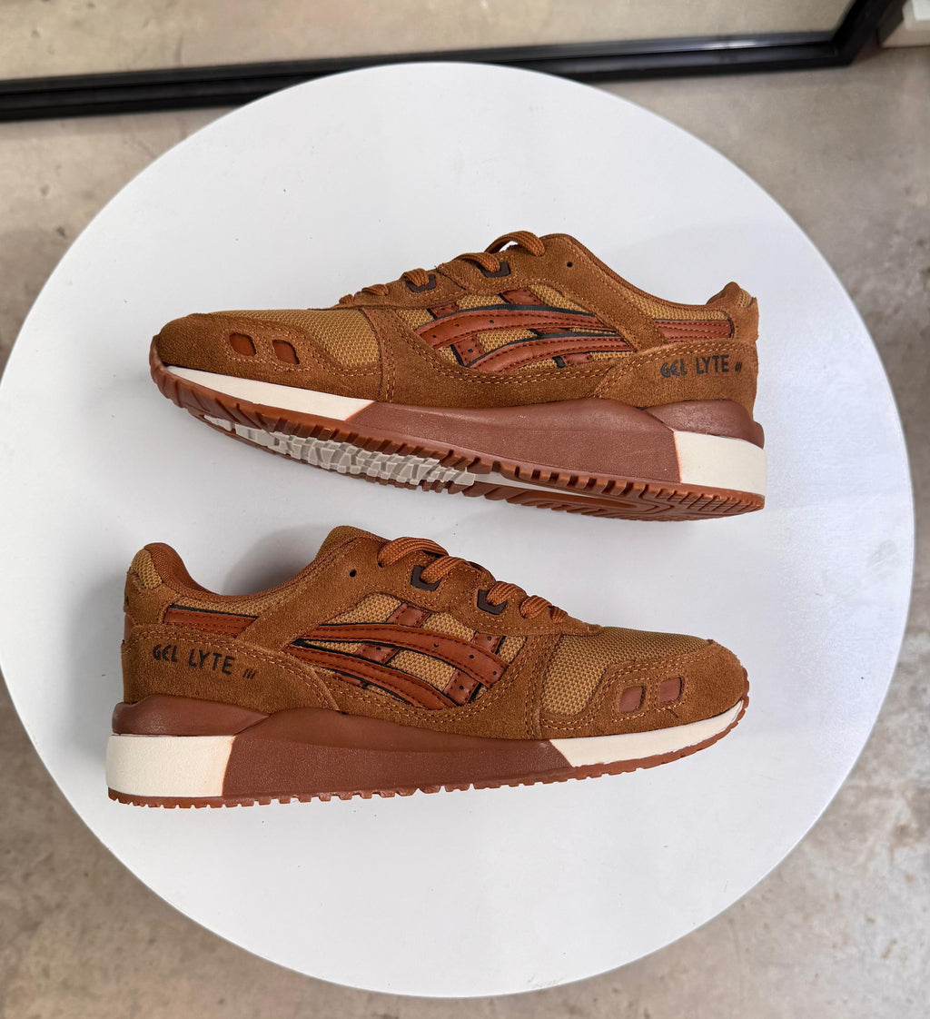 Tênis Masculino Asics Gel-Lyte III Premium (EM COURO)