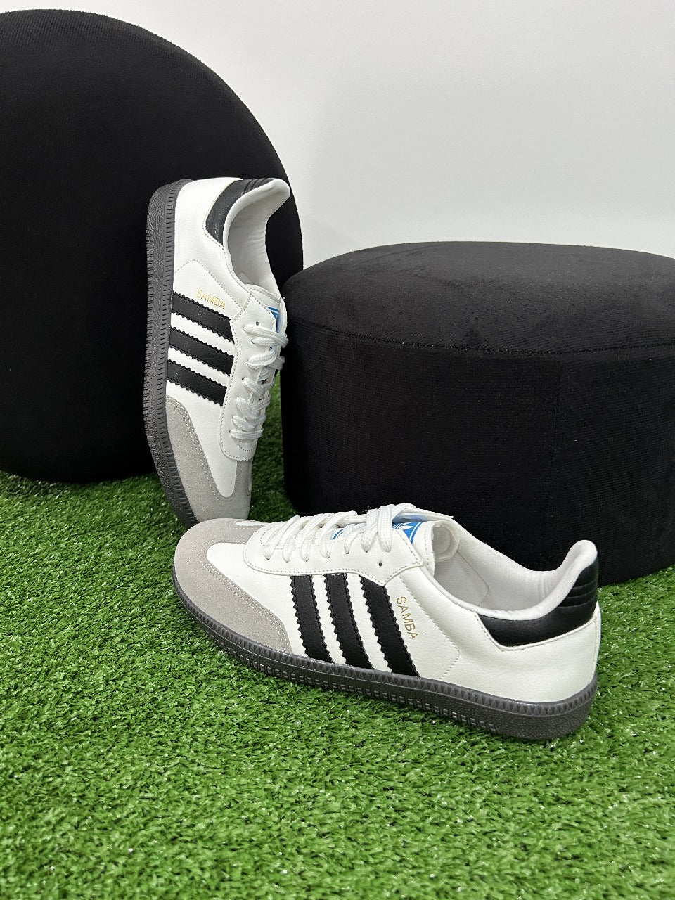 Tênis Feminino Adidas Samba Premium (EM COURO)