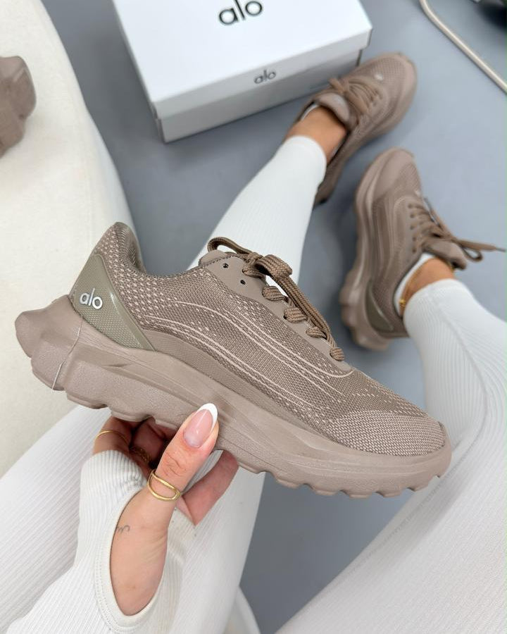 Tênis Feminino Alo Runner Premium