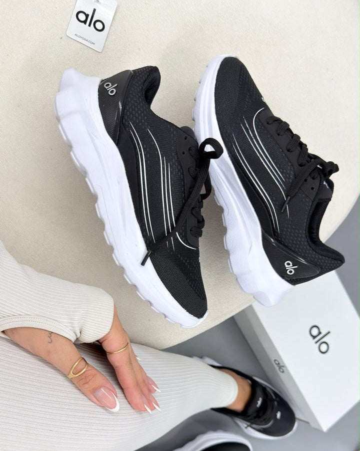 Tênis Feminino Alo Runner Premium