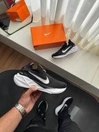 Tênis Masculino Nike FlyKnit Premium