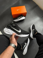 Tênis Masculino Nike FlyKnit Premium