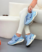 Tênis Feminino Nike Run Structure Premium