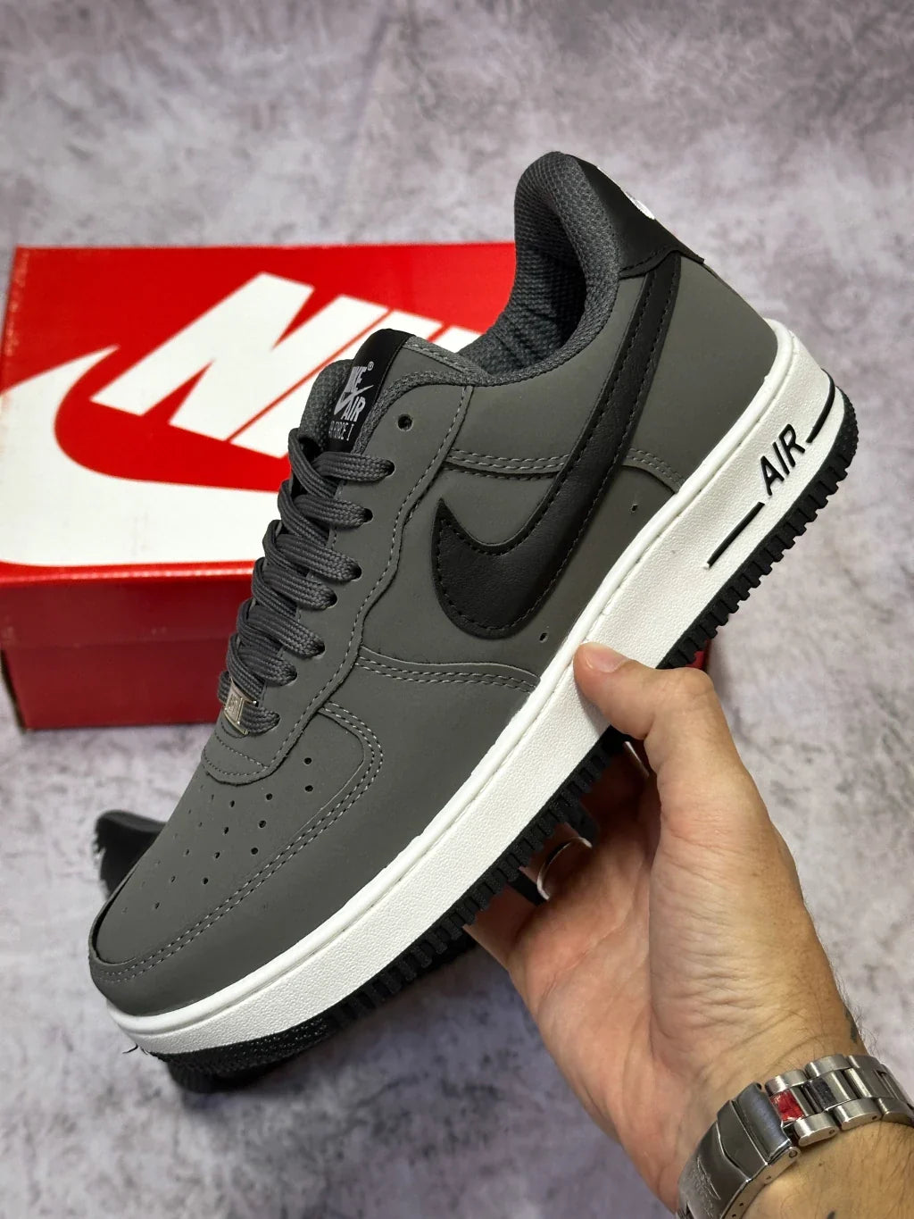 Tênis Masculino Nike Air Force 1 Cinza Escuro Premium
