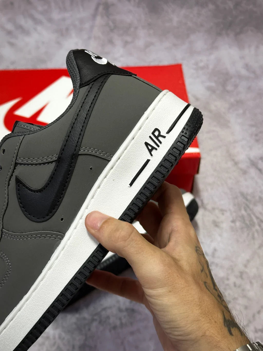 Tênis Masculino Nike Air Force 1 Cinza Escuro Premium